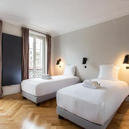 Magnificent - 3br- 8p - Batignolles * Paris
