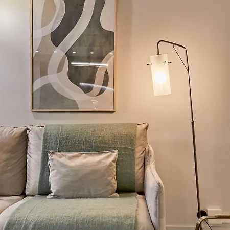 Magnificent - 3br- 8p - Batignolles * Paryż