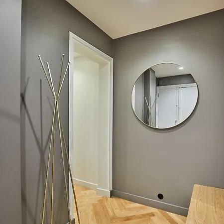 Magnificent - 3br- 8p - Batignolles * Paris