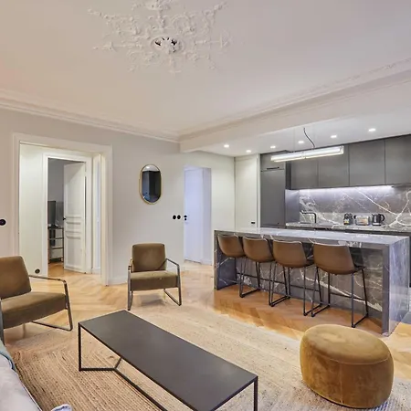 Magnificent - 3br- 8p - Batignolles Apartment