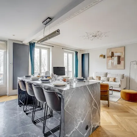 Magnificent - 3br- 8p - Batignolles