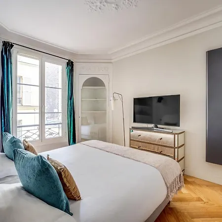 Magnificent - 3br- 8p - Batignolles