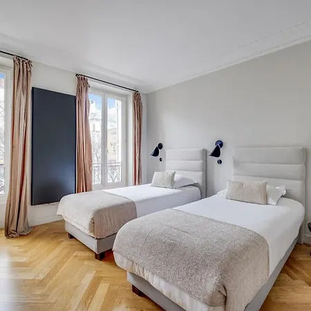 Magnificent - 3br- 8p - Batignolles * Paris