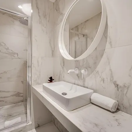 Apartment Magnificent - 3br- 8p - Batignolles