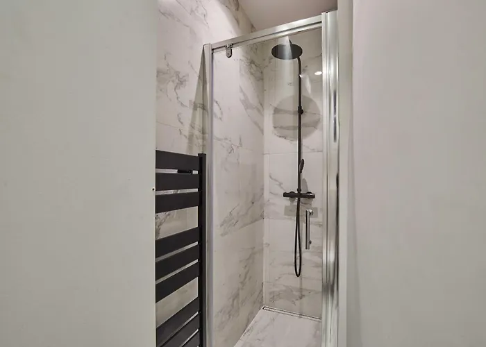 Magnificent - 3br- 8p - Batignolles