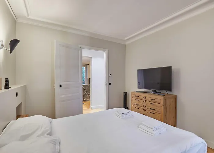 Апартаменты Magnificent - 3br- 8p - Batignolles