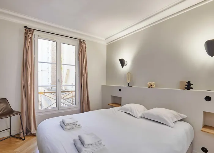 Magnificent - 3br- 8p - Batignolles