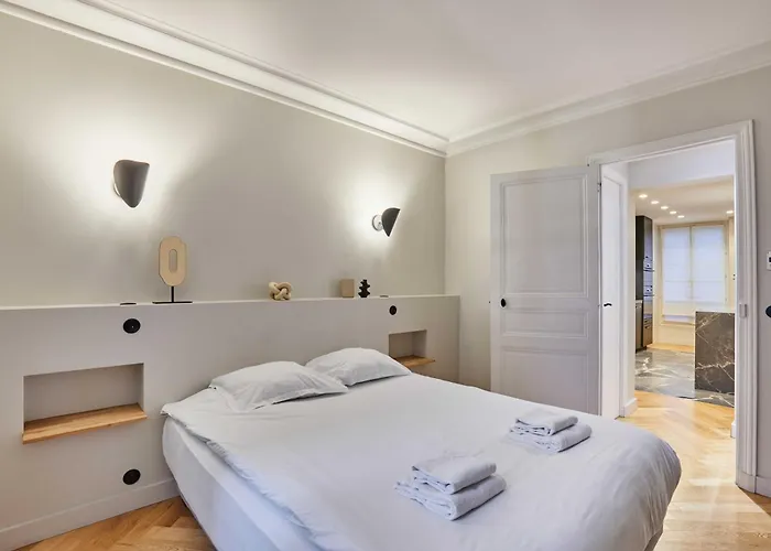 Magnificent - 3br- 8p - Batignolles *